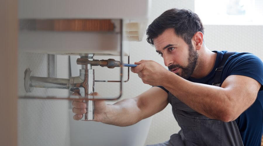Local tankless water heater installation in Quebeck, TN